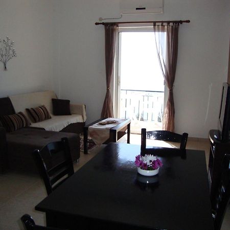 Fantasia Apartment Lákones Dış mekan fotoğraf