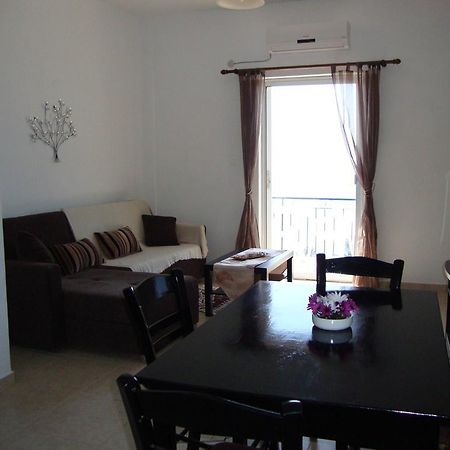 Fantasia Apartment Lákones Dış mekan fotoğraf