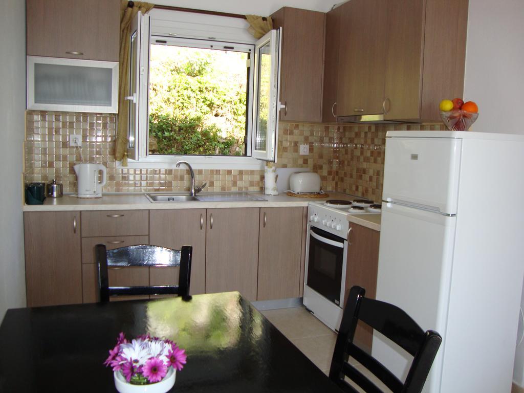 Fantasia Apartment Lákones Dış mekan fotoğraf